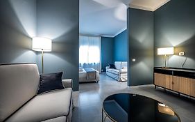 Yid Lamarmora Luxury Contemporary Apartment